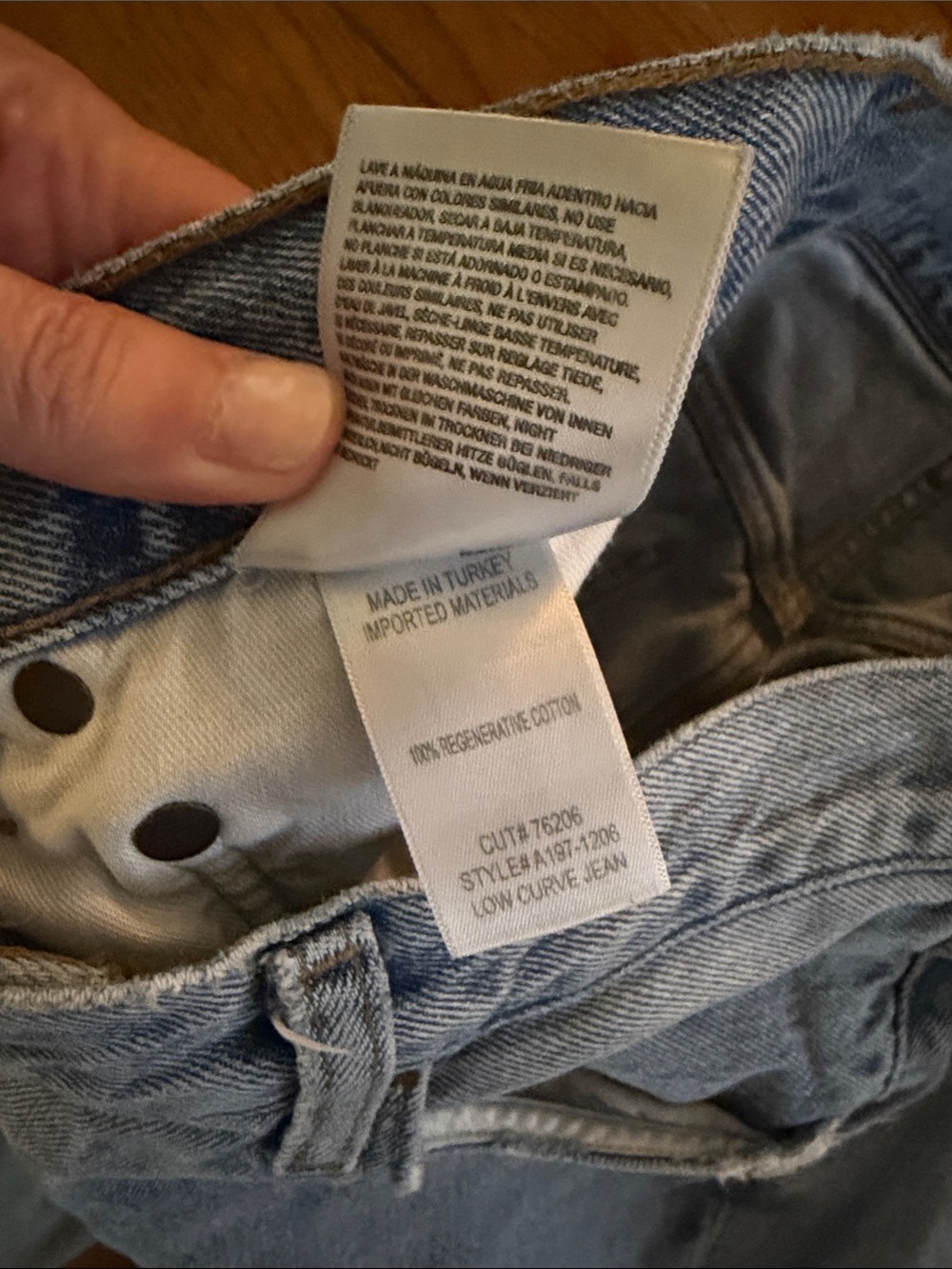 AGOLDE Low Curve Jeans- size 28 - Picture 5 of 8